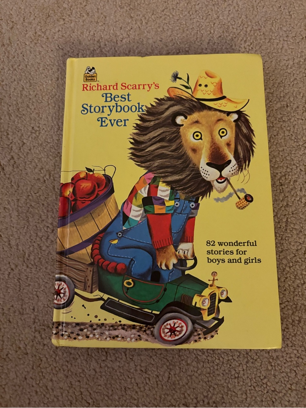 Richard Scarry's Best Storybook Ever - Yellow Kids Book